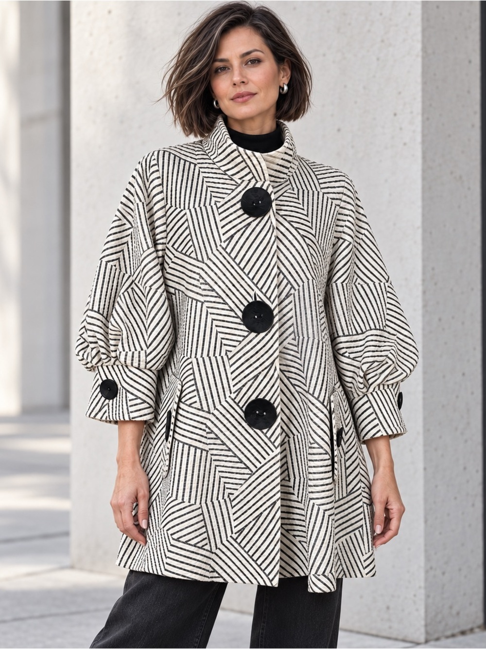 IC Connie K Jacket M Textured Geometric Artsy Lagenlook Swing Black White Puff